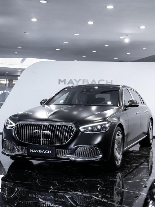 成都139岚图汽车的售后服务让用户无忧出行，迈巴赫未来的豪华车趋势